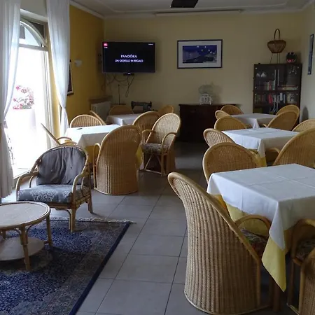 Szálloda Merano Brenzone sul Garda