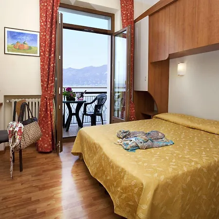 Hotel Merano Brenzone sul Garda